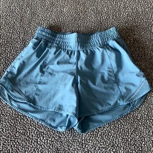 Lululemon hotty hot short high rise 4” Tall